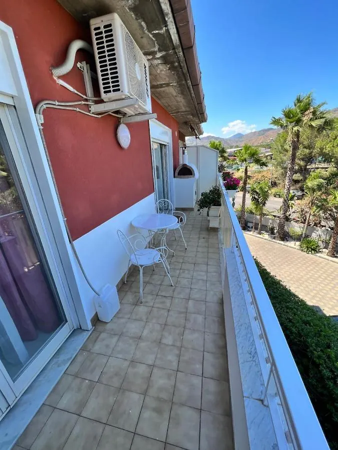 Relaxing Apartments Giardini Naxos 0*,
